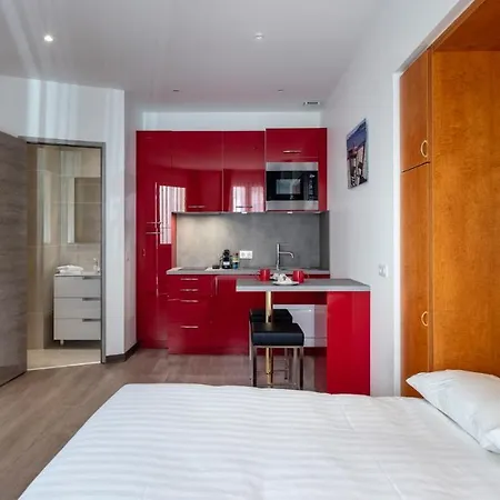 French Riviera Confidential Centre Les Pins Proche Des Plages Apartment