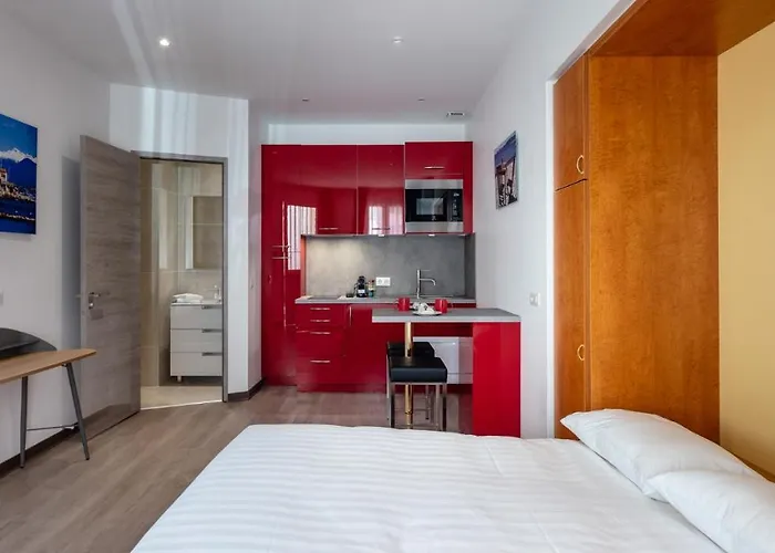 French Riviera Confidential Centre Les Pins Proche Des Plages Διαμέρισμα