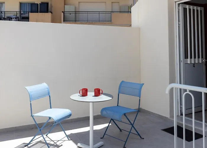 公寓 French Riviera Confidential Centre Les Pins Proche Des Plages *