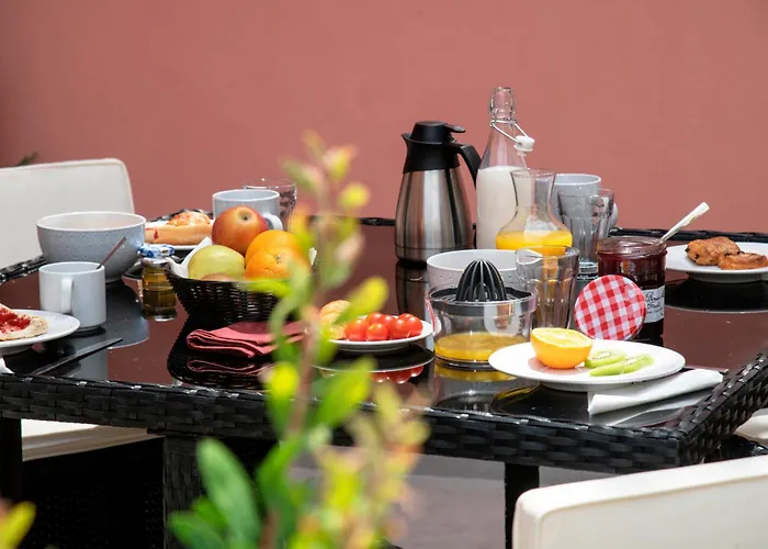 French Riviera Confidential Centre Les Pins Proche Des Plages Διαμέρισμα *